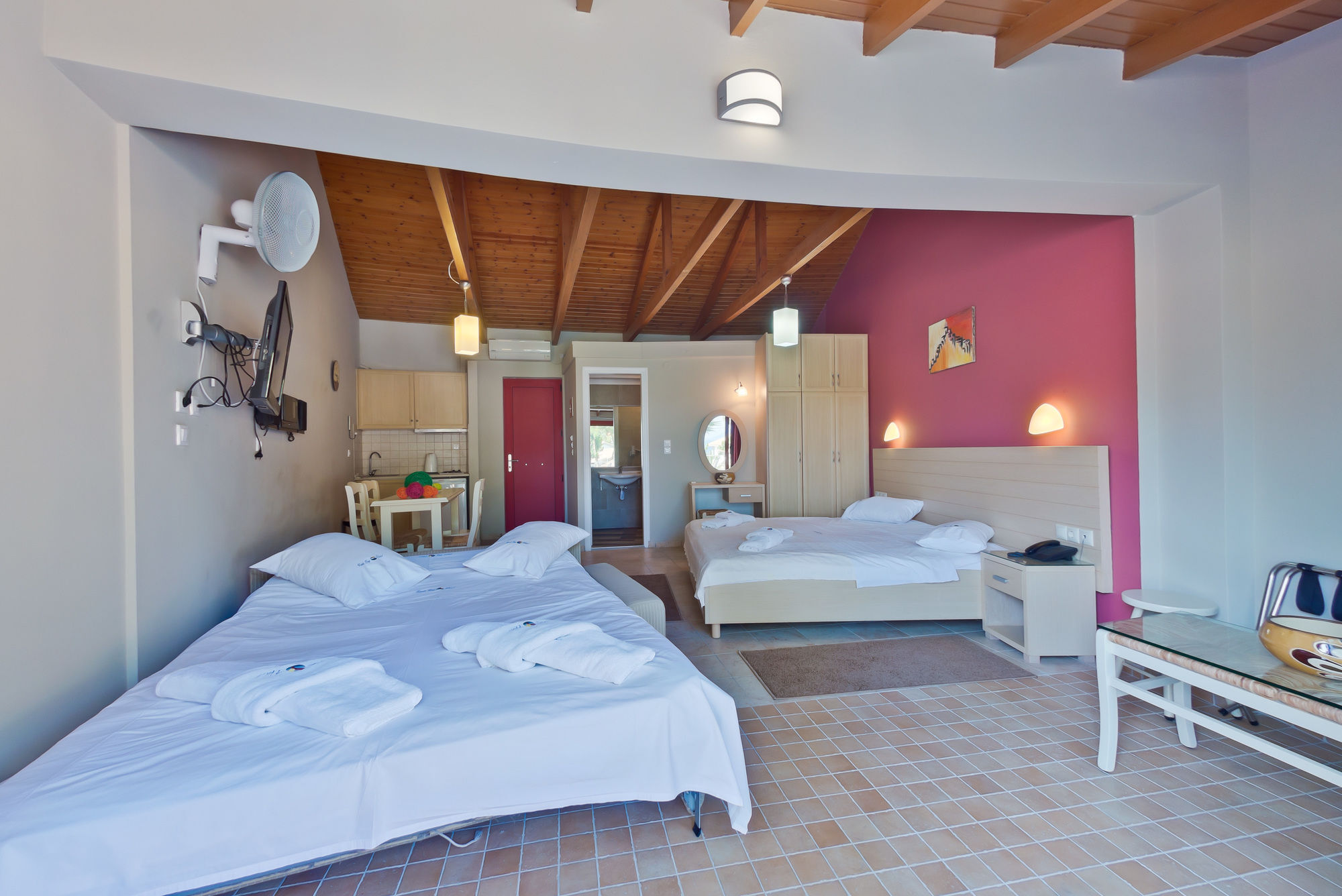 Rouda Bay Beach Hotel Mikrósz Jalósz Kültér fotó