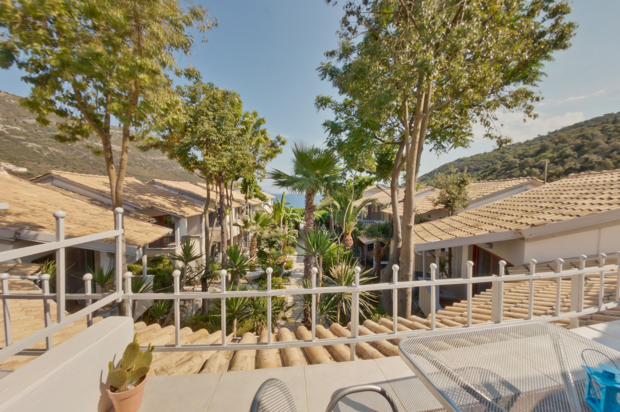 Rouda Bay Beach Hotel Mikrósz Jalósz Kültér fotó